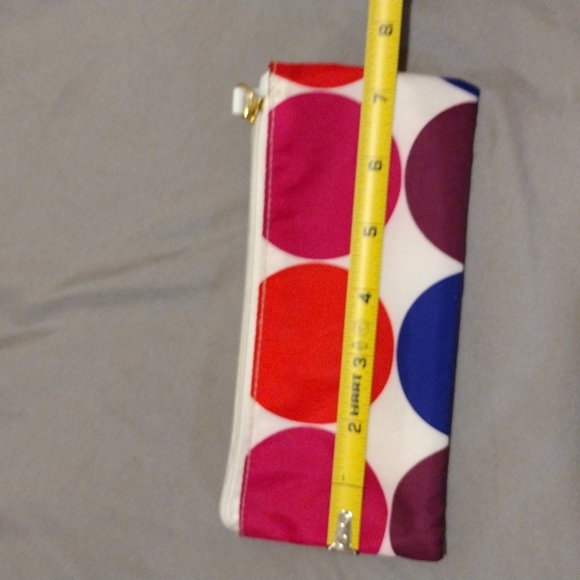 ESTEE LAUDER Bags - Picture 7 of 9